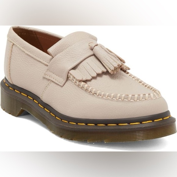 NIB Dr. Martens Women’s Adrian Tassel Loafers in Vintage Taupe in size 5